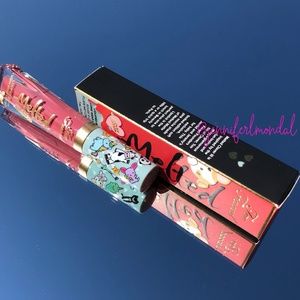 😍NWT Clover III Melted Matte by Too Faced!😍
